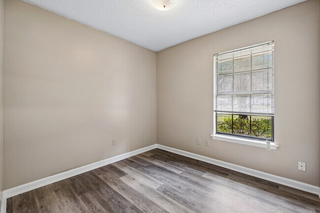 Building Photo - 1091 Boone Ave