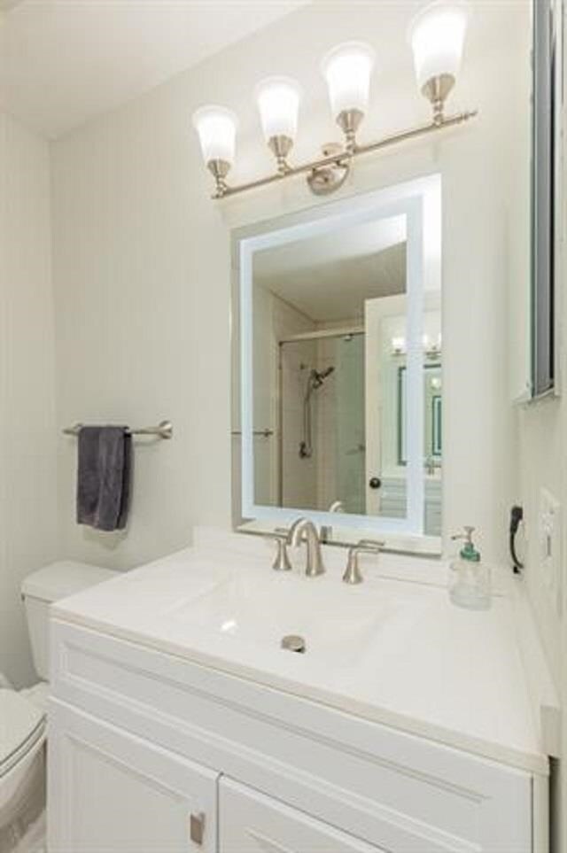 Building Photo - 901 Mariana Pl