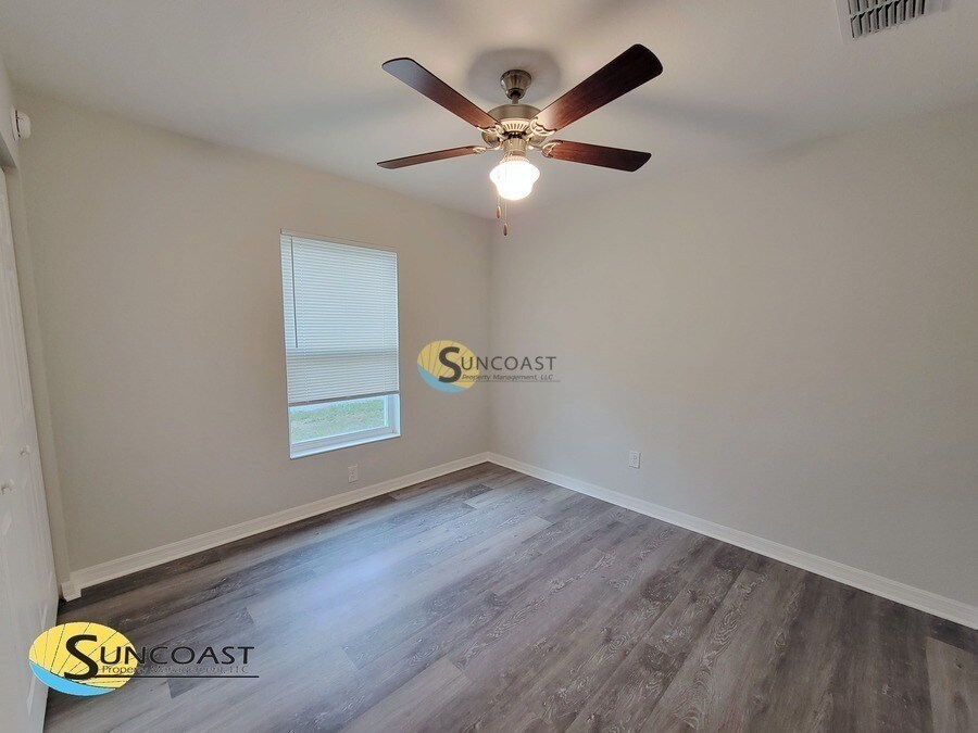 Building Photo - 329 Marion Oaks Blvd