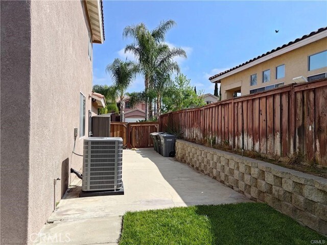 Building Photo - 33039 Harmony Ln