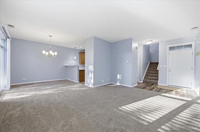 Building Photo - 472 Majestic Ln