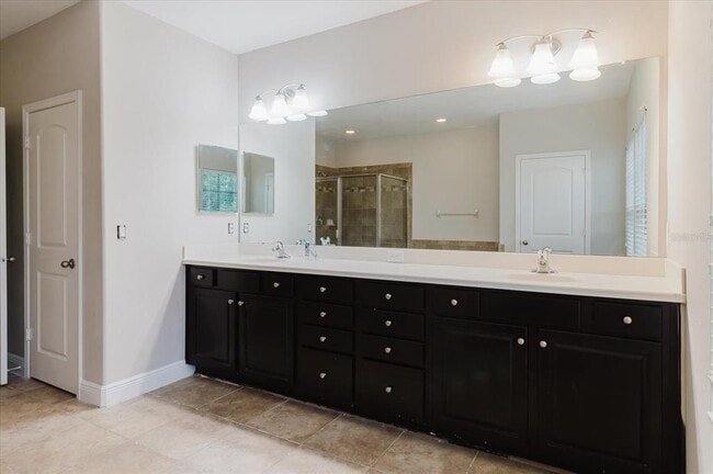 Building Photo - 1389 Heritage Landings Dr