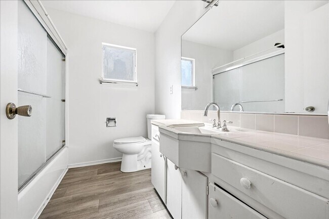 Building Photo - 3333 Alta Arden Expy