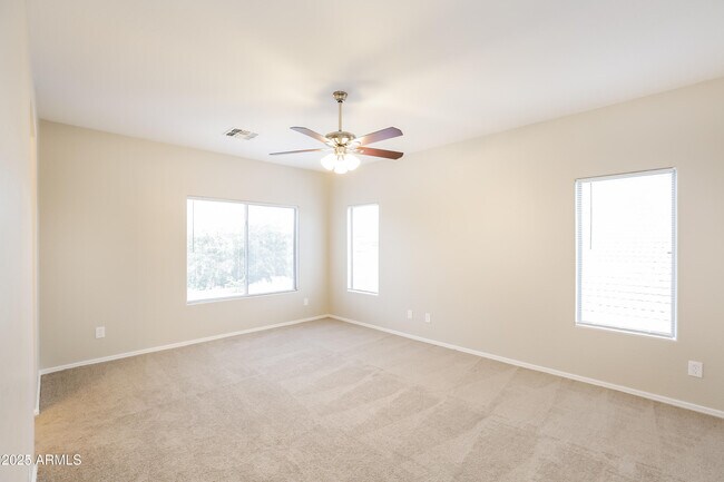 Building Photo - 12210 N 128th Dr