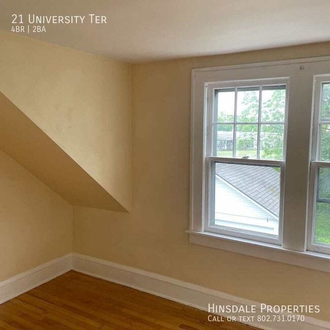 Building Photo - 21 University Terrace