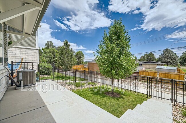 Building Photo - 609 Stonebridge Dr