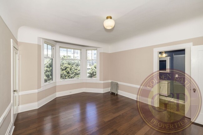 Building Photo - Nob Hill - 2 BR, 2 BA Condo 1,630 Sq. Ft. ...