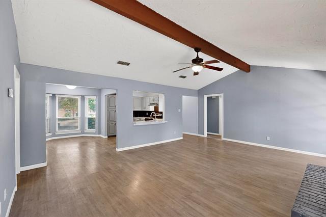 Building Photo - 2211 Sierra Dr