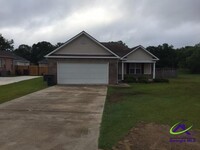 Building Photo - 226 Sunnymeade Dr