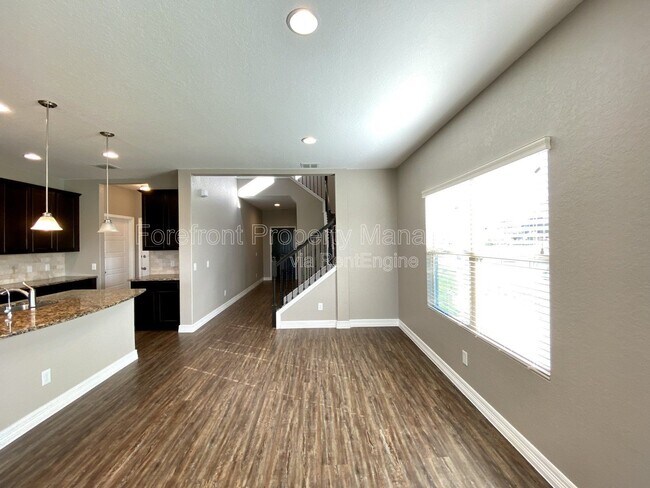 Building Photo - 1206 Ranch Falls