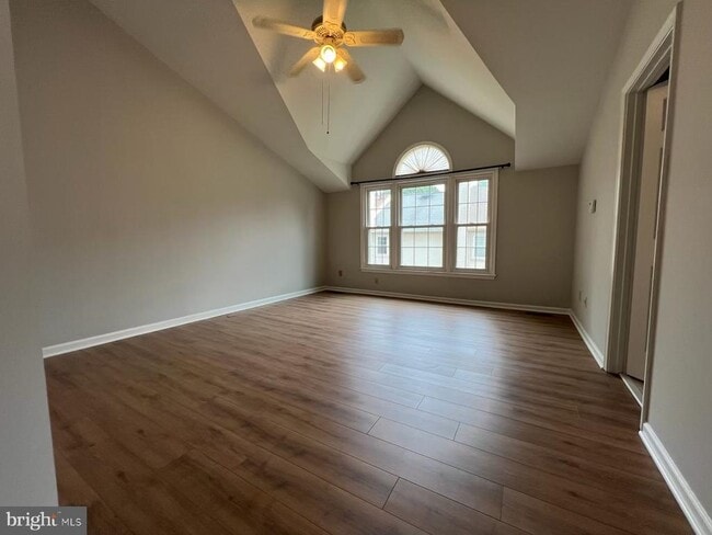 Building Photo - 12002 Lisa Marie Ct