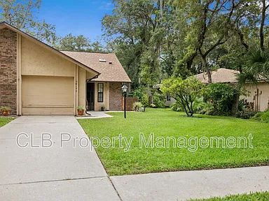 Building Photo - Lovely 2 bedroom/2 bathroom duplex in Port Orange