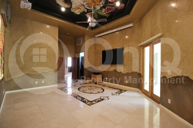 Building Photo - 15118 E Camelview Dr