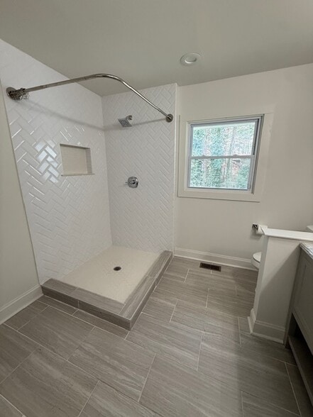 Building Photo - 4334 Winters Chapel Rd