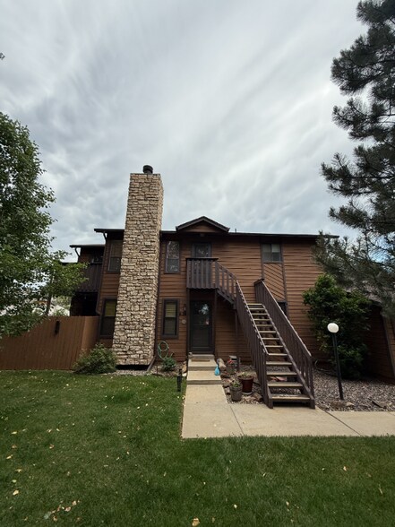Building Photo - 6262 Willow Ln