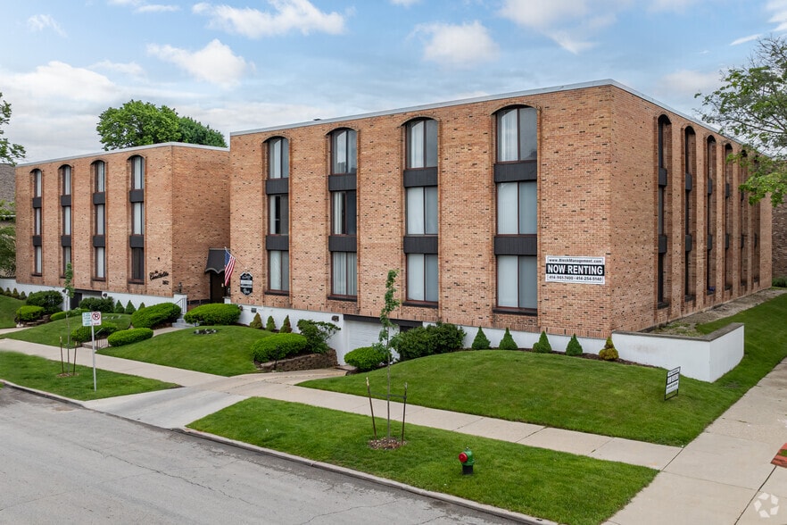 Primary Photo - Candlelite Apartments