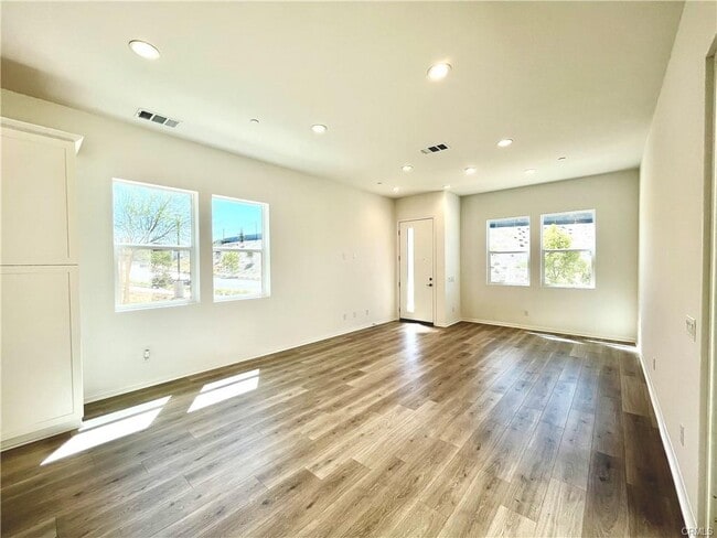 Building Photo - 27360 Alpine Mdws Ct