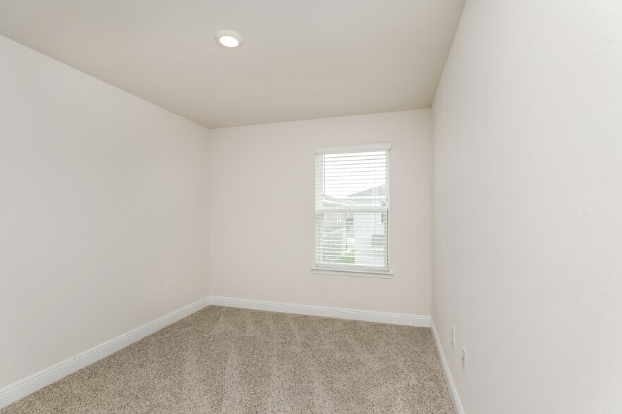 Building Photo - 1660 Caleigh Ct