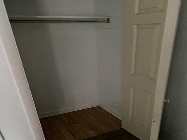 Building Photo - 513 Westwood Dr