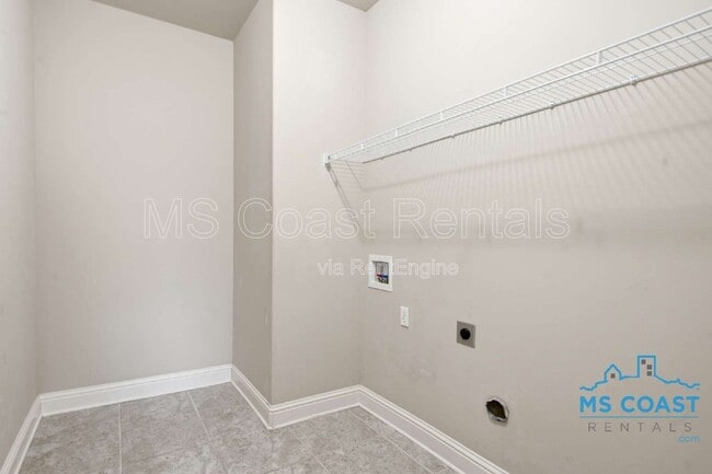 Building Photo - 915 Old Towne St