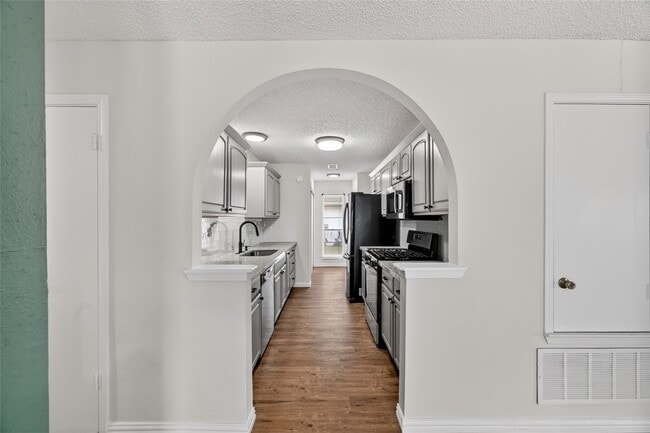 Building Photo - 22711 Smokey Hill Dr