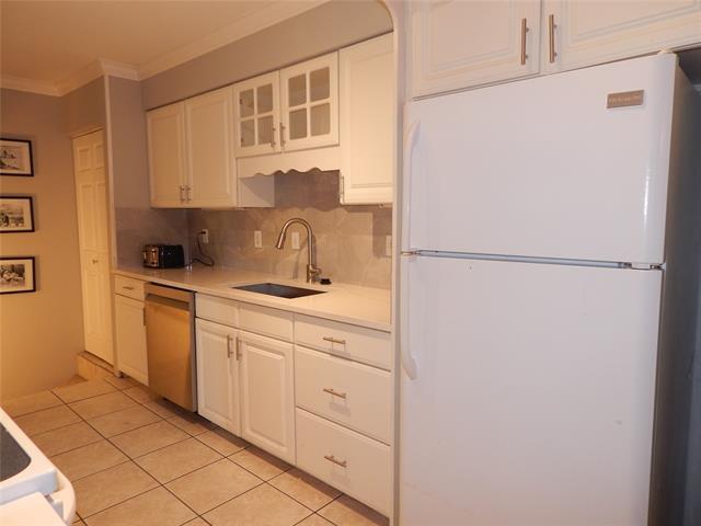 Building Photo - 2612 Custer Pkwy