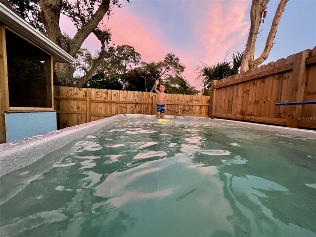 Building Photo - 3485 Adrian Ave