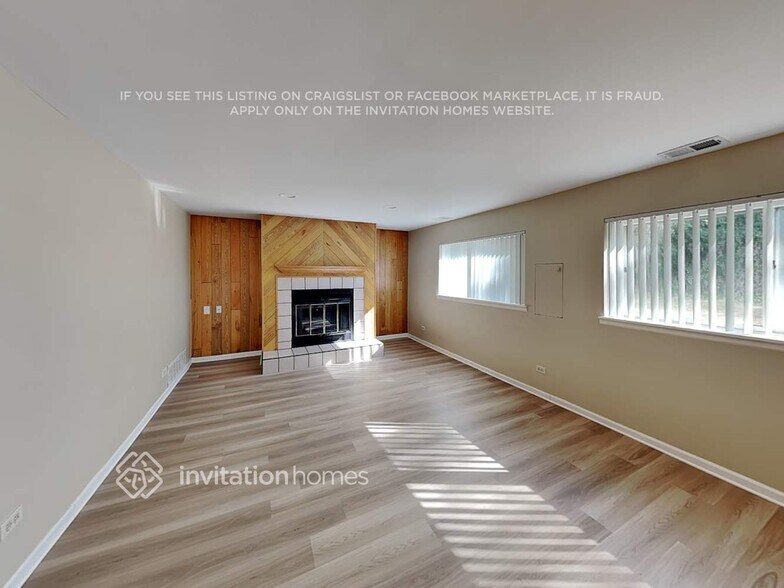 Building Photo - 1620 Apache Dr