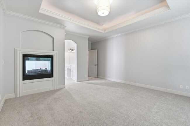 Building Photo - 9638 Zarda Dr