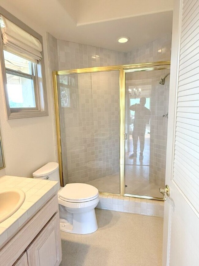 Building Photo - REDUCED ! Beautiful custom one story estate located on one of the most desirable streets in Black...