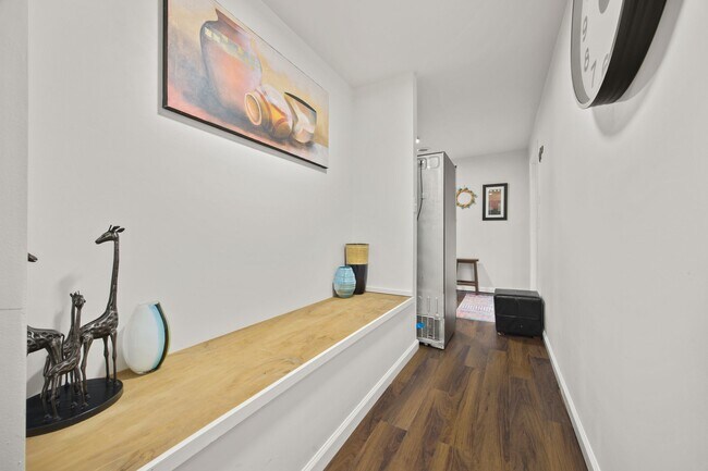 Building Photo - 3285 Marlanta Dr