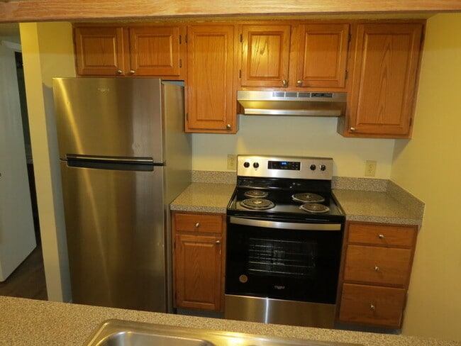 Building Photo - 2269 Hughey Dr