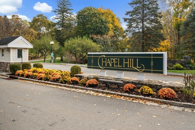 Building Photo - 50 Bayberry Dr