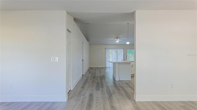 Building Photo - 4395 NE 33rd Ave