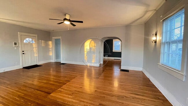 Building Photo - 1341 Meridian St