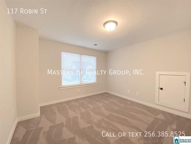 Building Photo - 117 Robin St