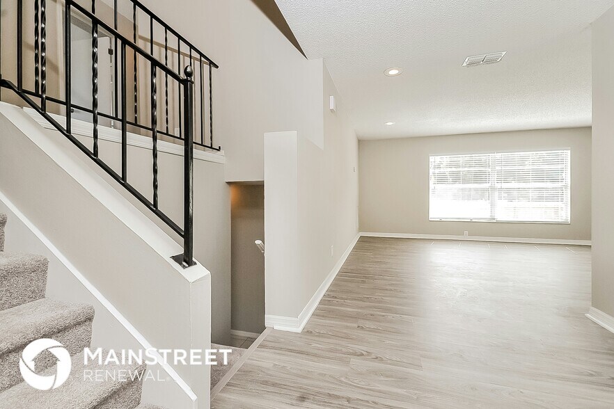 Building Photo - 2902 Ripplewood Dr