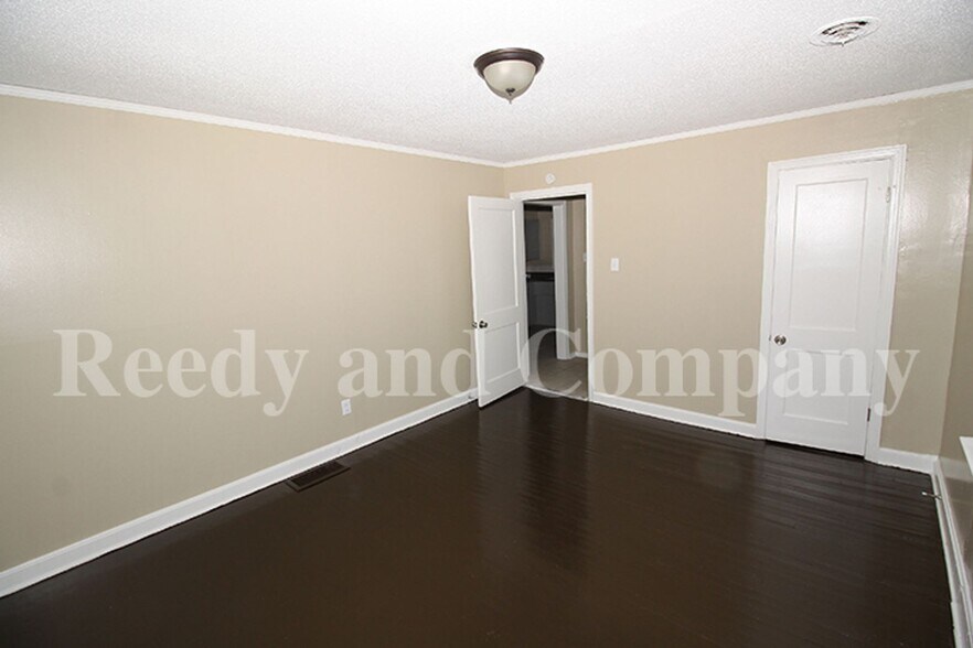 Building Photo - 1408 Alamo St