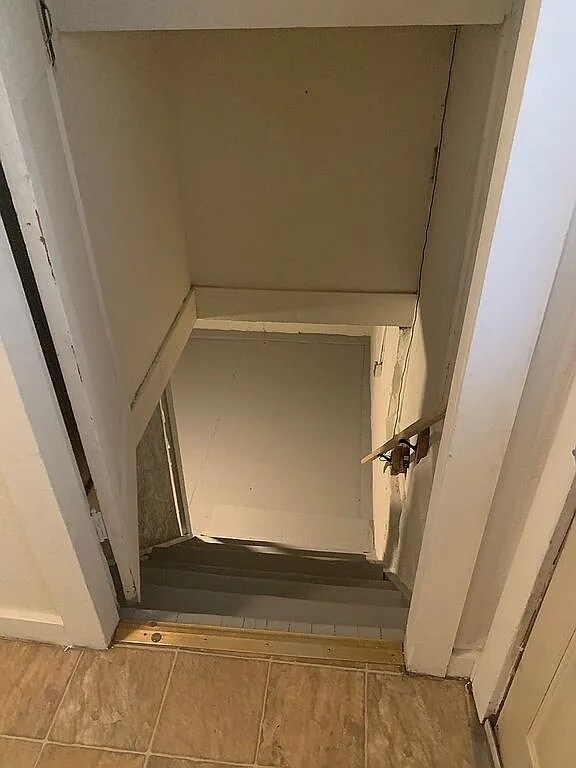 Building Photo - 2230 S 6th St