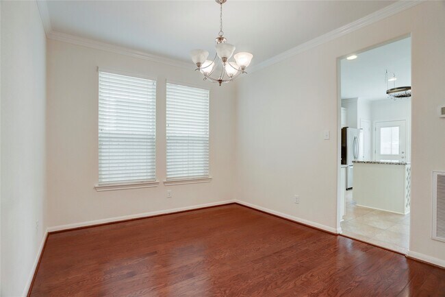 Building Photo - 10046 Hillside Bayou Dr