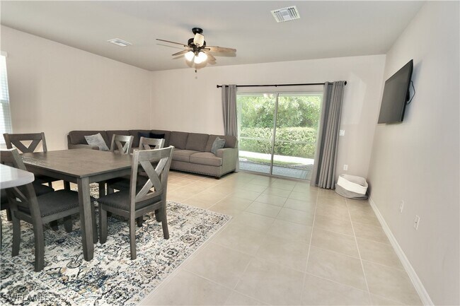 Building Photo - 15413 Wildflower Cir