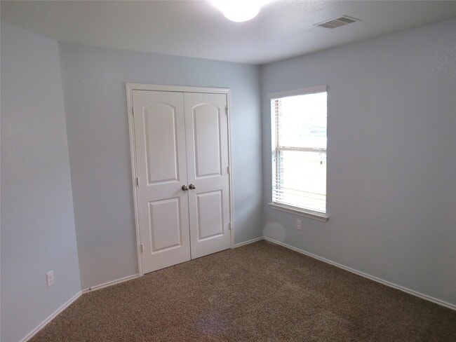 Building Photo - 9506 Paloma Creek Dr