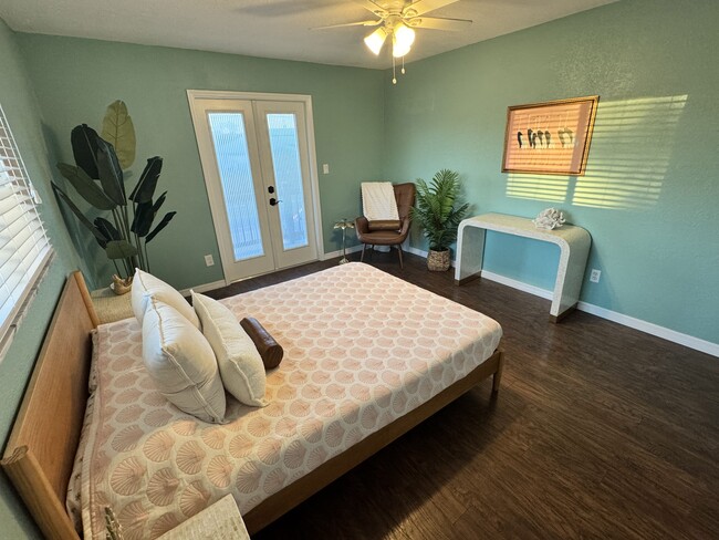 Bedroom 1 - 1805 Manasota Beach Rd