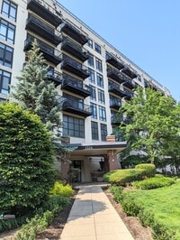 Building Photo - 1524 S Sangamon St