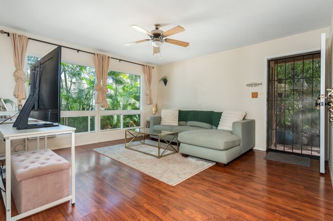 Building Photo - Haleakala Gardens: Fully Furnished 3BD/2BA...