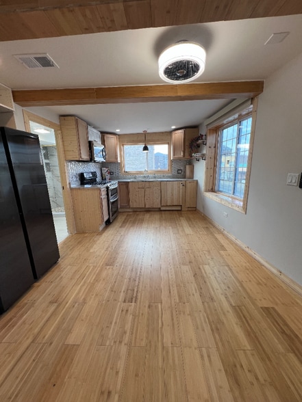 Building Photo - 7935 Ogden Ave