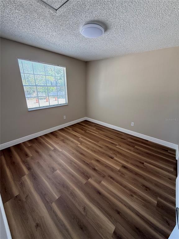 Building Photo - 3007 S Manhattan Ave