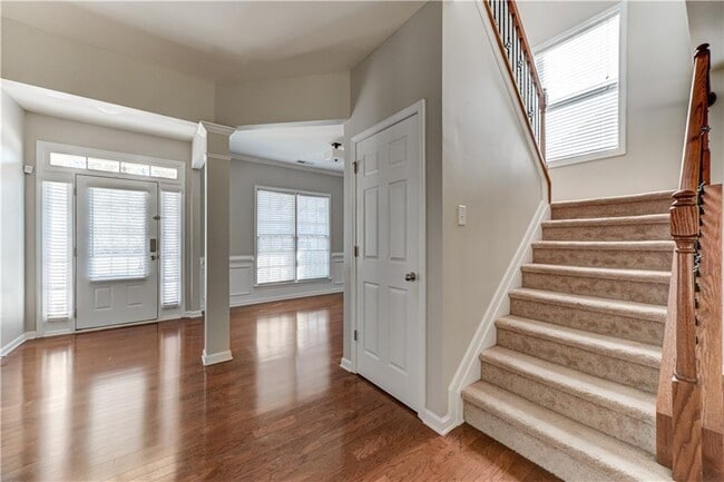 Building Photo - 2390 Mindy Ln