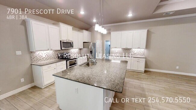 Building Photo - 7901 Prescott Dr