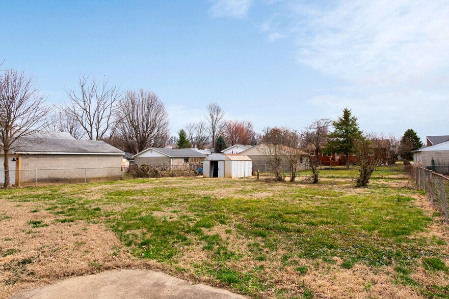 Building Photo - 7306 Tangelo Dr